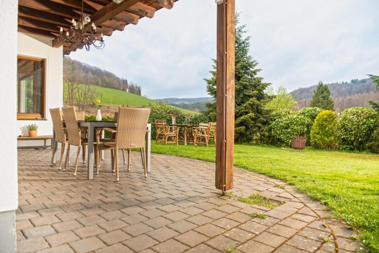 Ferienhaus Rothaarblick ชมาลเลนแบร์ก ภายนอก รูปภาพ